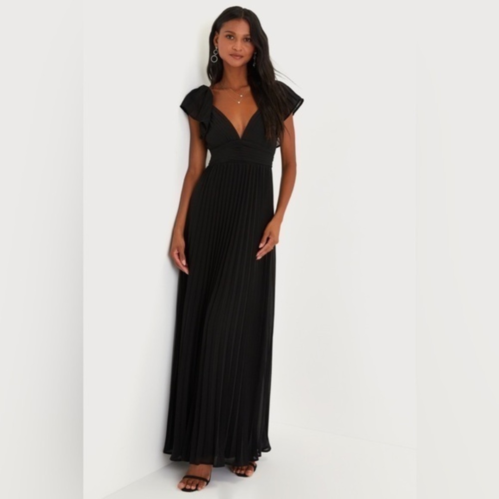 ⚫️ LULUS Ideal Occasion Black Pleated Flutter Sleeve Backless Maxi RETAILS $118